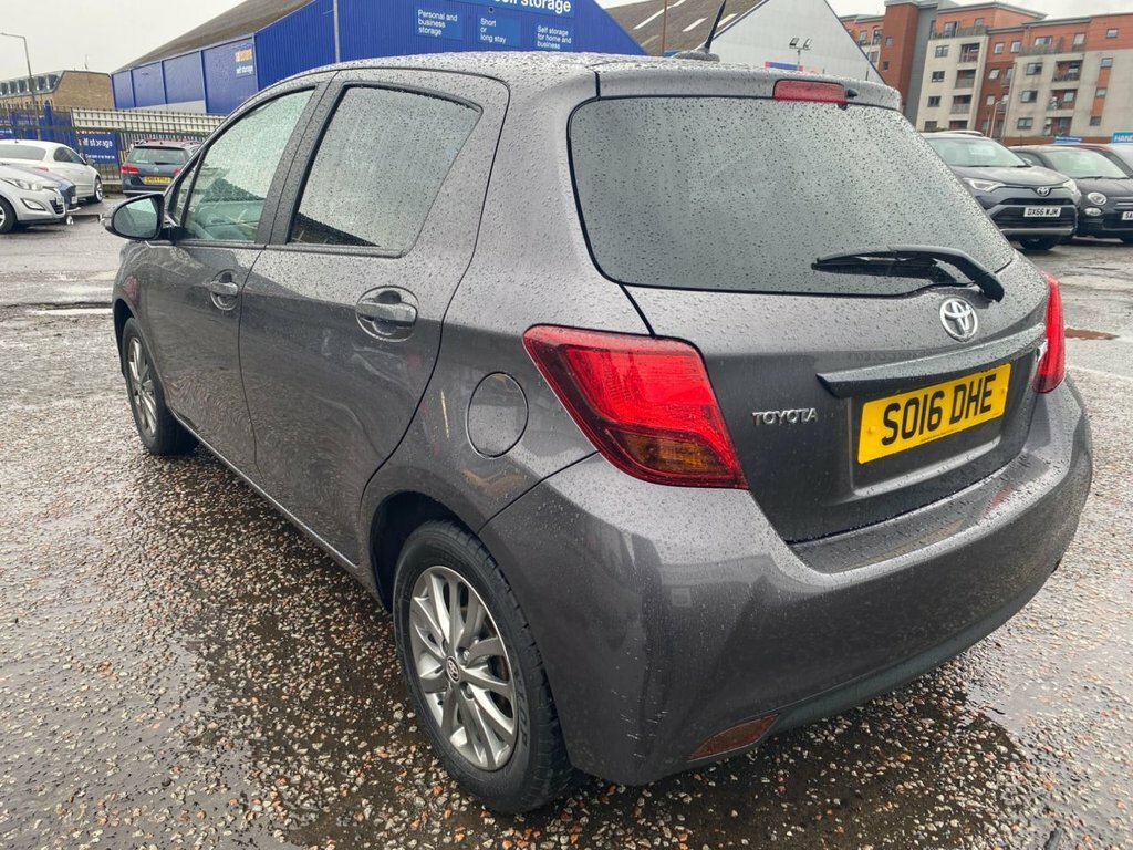 Toyota Yaris  Black #13
