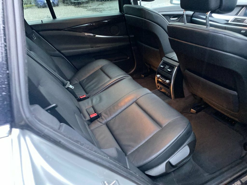 BMW 5 Series 520D Se 4-Door Grey #14