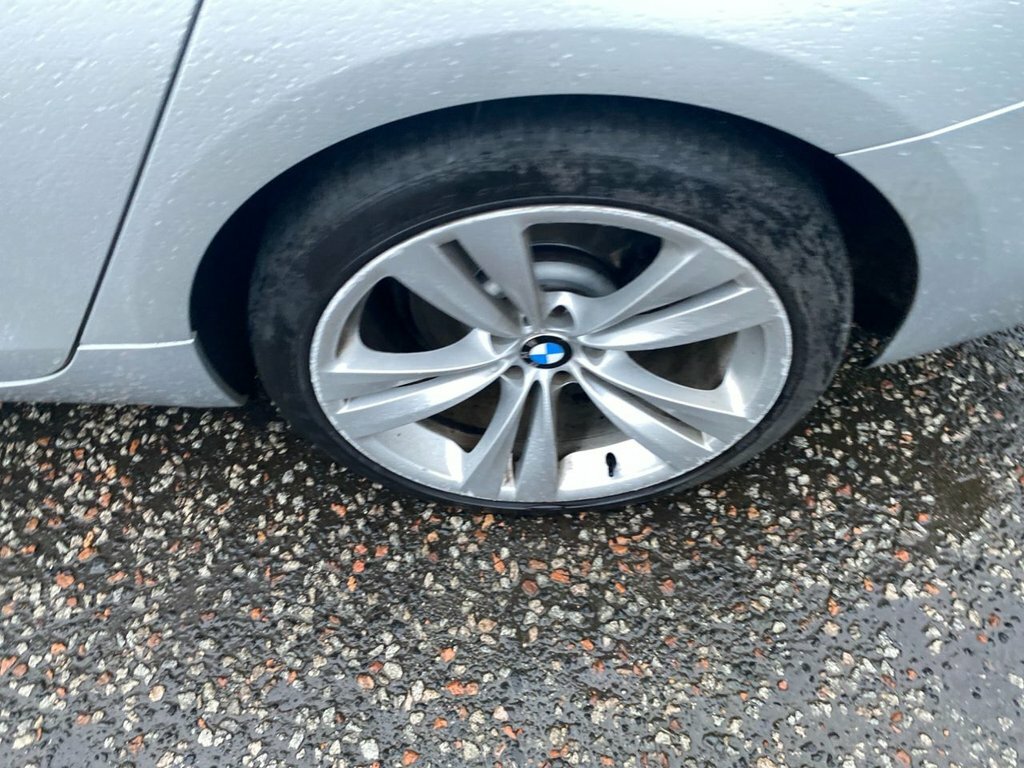 BMW 5 Series 520D Se 4-Door Grey #12