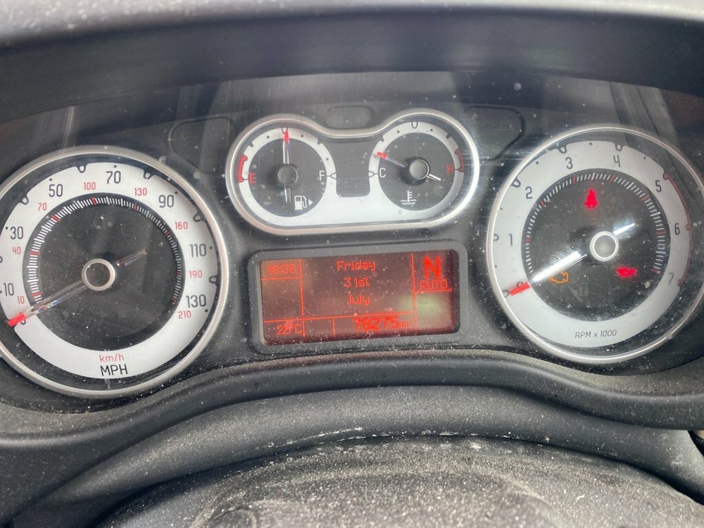 Fiat 500L 1.3L Trekking Beige #2