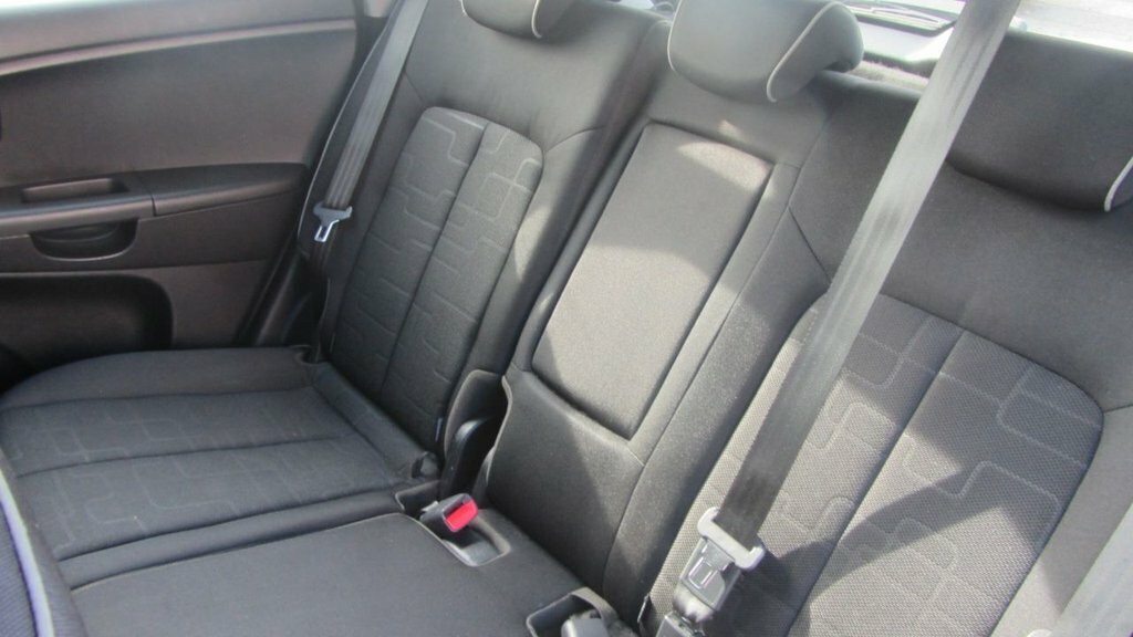 Kia Venga Mpv 1.4 Ecodynamics 1 Euro 5 Ss 201414 White #18