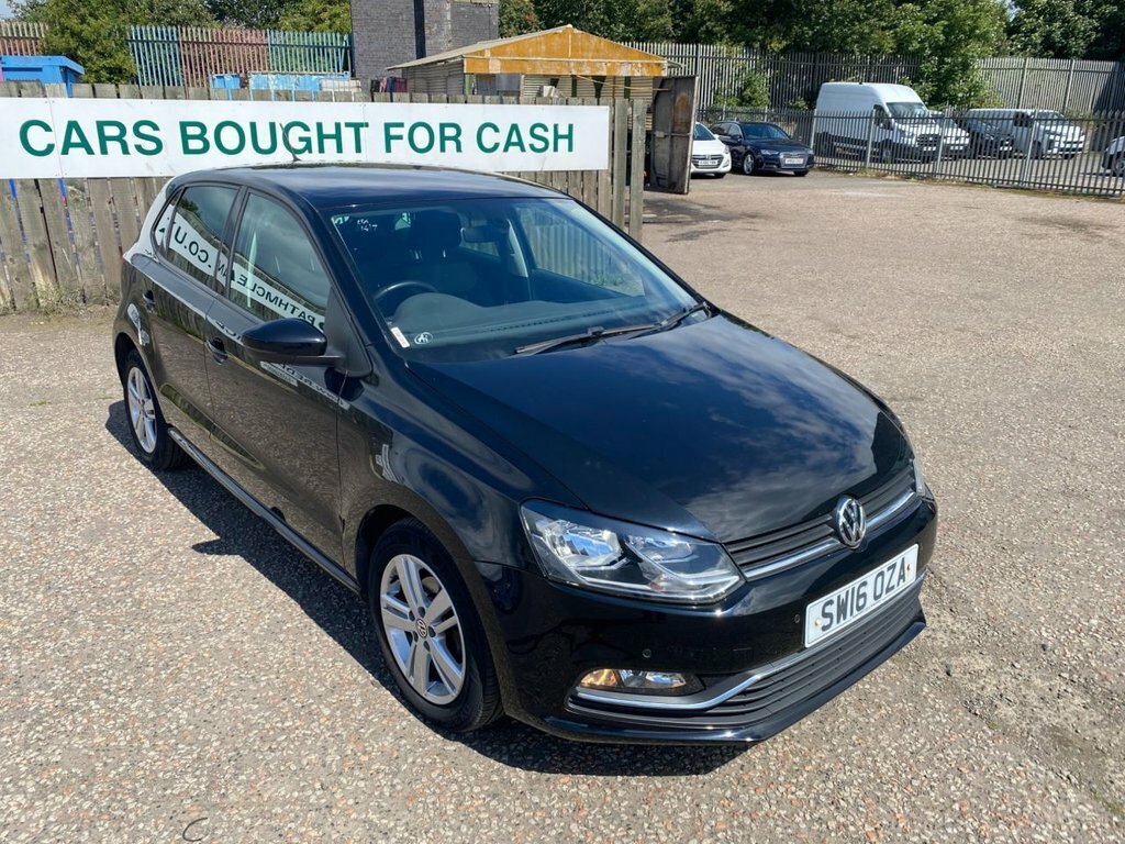 Volkswagen Polo 1.8 Tsi Bluemotion Tech Black #1