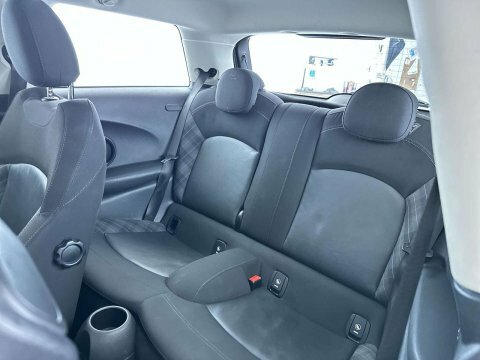 Mini Hatch 2016 66 1.5 HV66LJO Grey #6