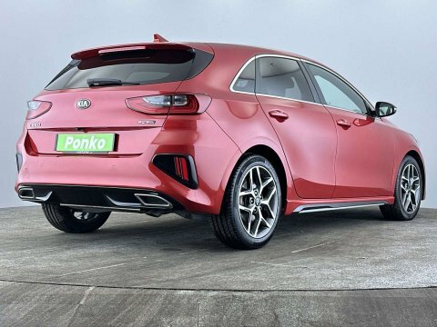 Kia Ceed 2019 69 1.4 Red #4