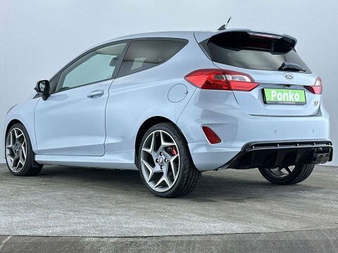 Ford Fiesta 2018 68 1.5 Silver #2