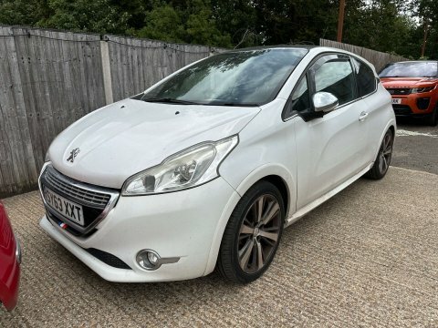 Peugeot 208 1.6 Vti Feline Sat Nav Black #3