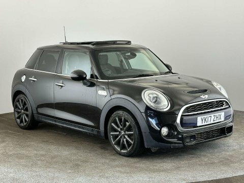 Mini Hatch 2017 17 2.0 Black