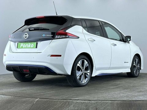 Nissan Leaf 2018 68 Leaf White #4