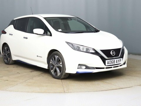 Nissan Leaf 2018 68 Leaf White