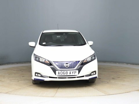 Nissan Leaf 2018 68 Leaf White #6