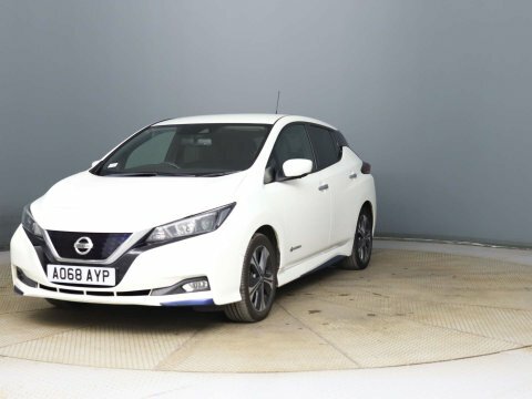 Nissan Leaf 2018 68 Leaf White #3