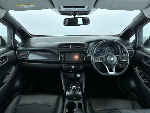 Nissan Leaf 2018 68 Leaf White #5