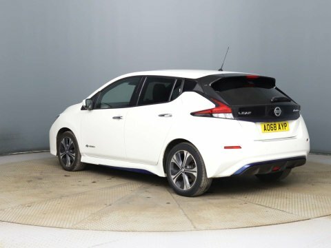 Nissan Leaf 2018 68 Leaf White #2