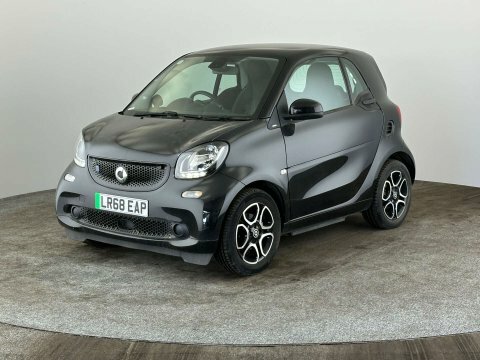 Smart Fortwo Coupe 2018 68 Eq Black #3