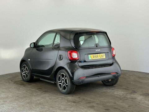 Smart Fortwo Coupe 2018 68 Eq Black #6