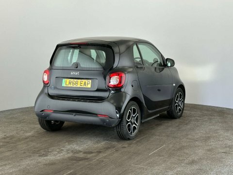 Smart Fortwo Coupe 2018 68 Eq Black #4