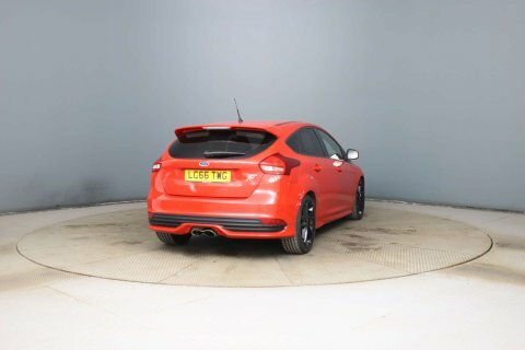 Ford Focus 2016 66 2.0 LC66TWG Red #2