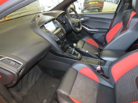 Ford Focus 2016 66 2.0 LC66TWG Red #4