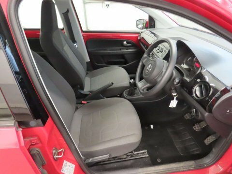 Volkswagen Up 2016 16 1.0 Red #5