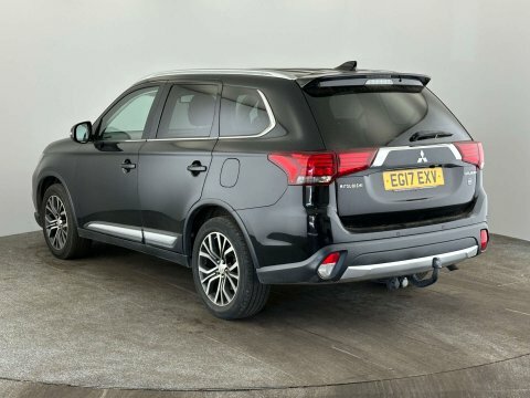 Mitsubishi Outlander 2017 17 2.3 Black #6
