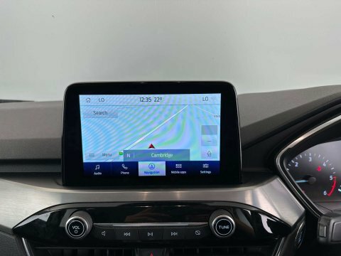 Ford Kuga 1.5T Ecoboost Titanium First Edition Suv Petro White #14