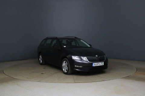 Skoda Octavia 2017 17 1.6 Black