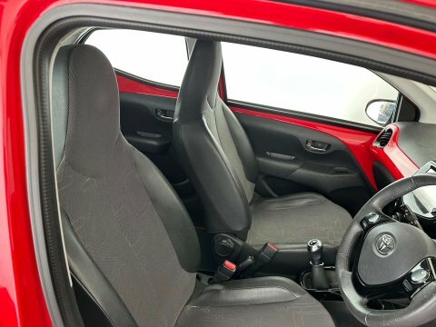 Toyota Aygo X X-cite Orange #7