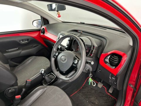 Toyota Aygo X X-cite Orange #8