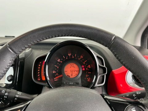 Toyota Aygo X X-cite Orange #10