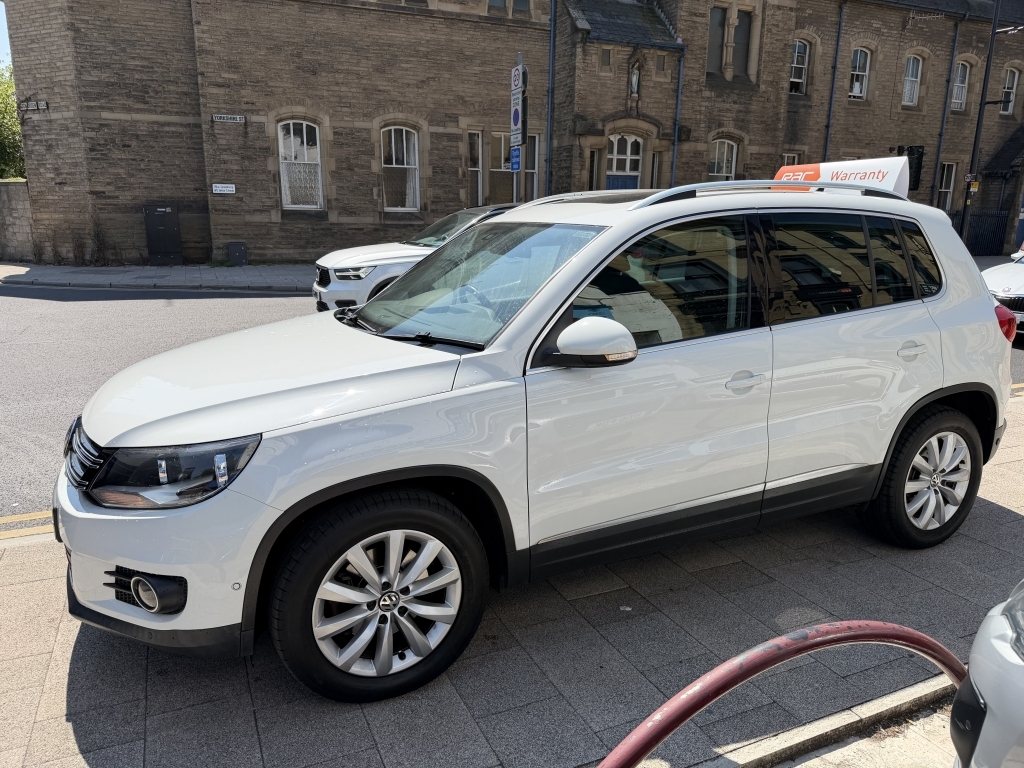 Volkswagen Tiguan 2.0 Match Tdi Bluemotion Technology DG64RYN White #4