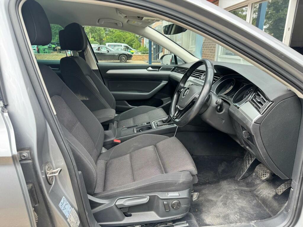 Volkswagen Passat 2.0 Tdi Se Business Dsg Euro 6 Ss Silver #4