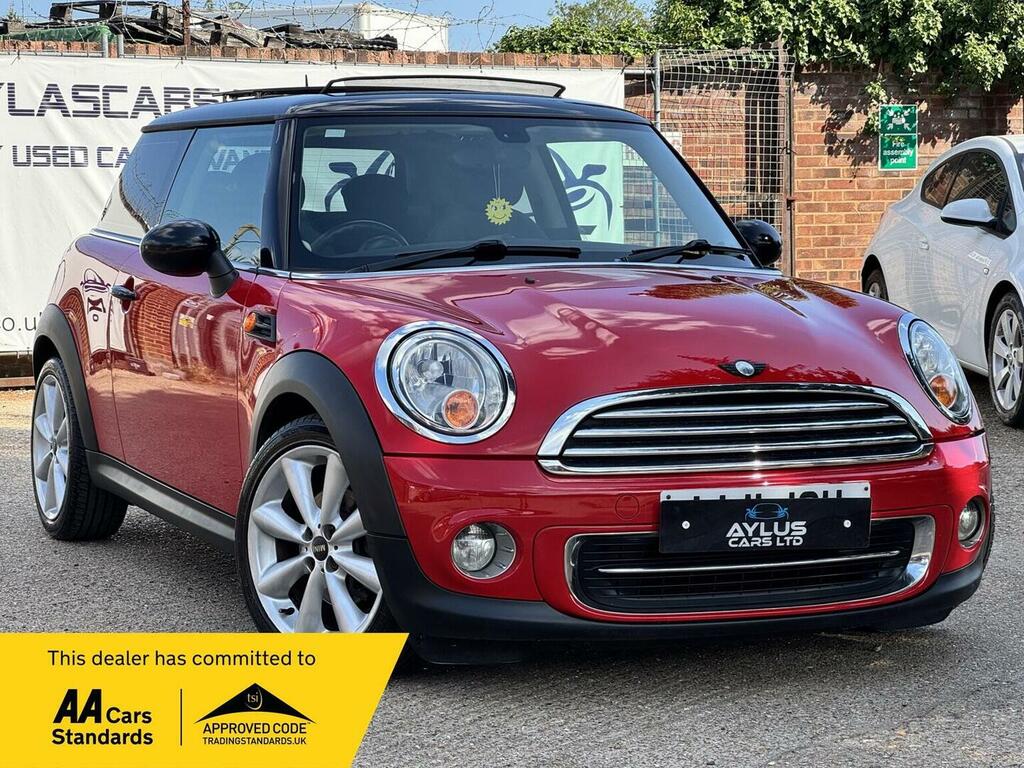 Mini Hatch Hatchback 1.6 Cooper Steptronic Euro 5 20111 Red