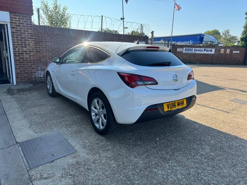 Vauxhall Astra GTC 1.4I Turbo Sport Euro 6 Ss White #2