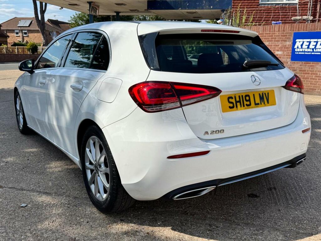 Mercedes-Benz A Class 1.3 A200 Sport 7G-dct Euro 6 Ss White #4