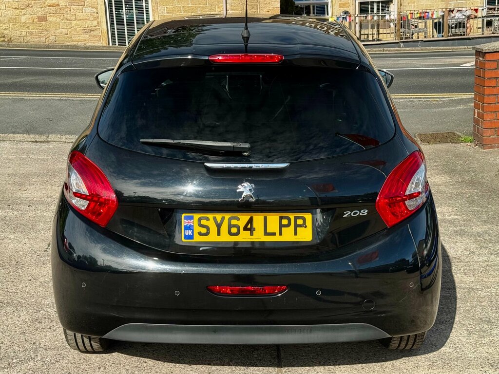 Peugeot 208 1.2 Vti Puretech Style Hatchback Black #5
