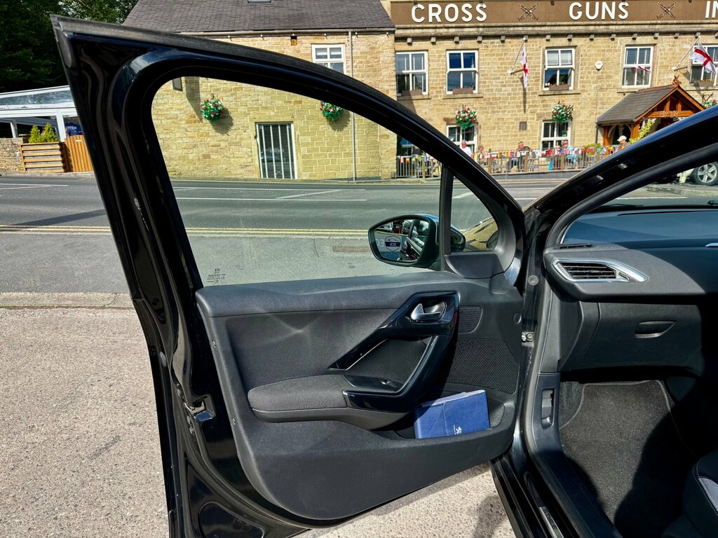 Peugeot 208 1.2 Vti Style Euro 5 Blue #65