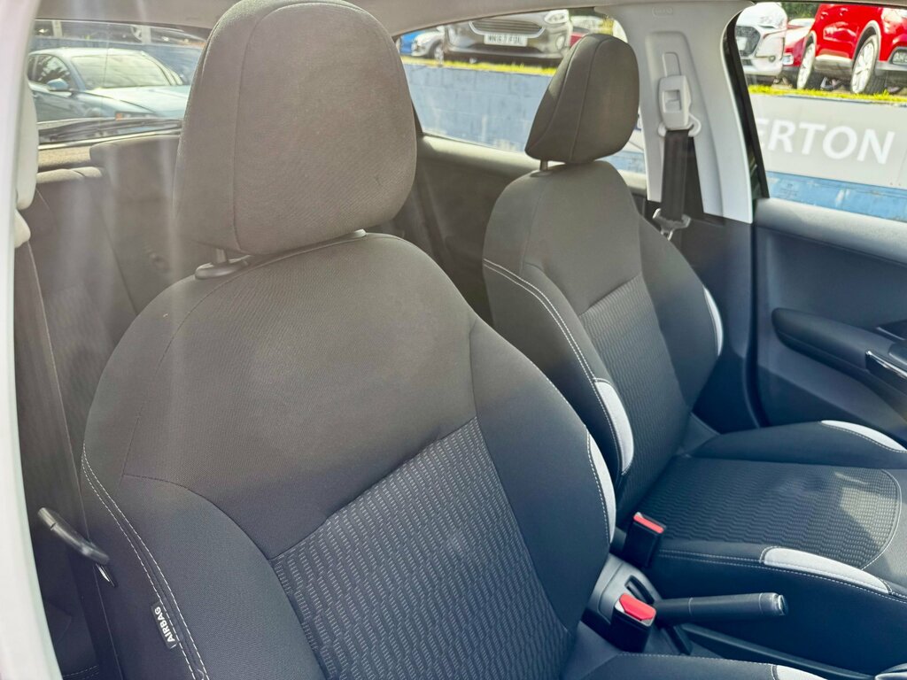 Peugeot 208 1.2 Vti Style Euro 5 Blue #8
