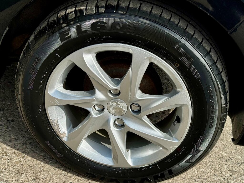 Peugeot 208 1.2 Vti Style Euro 5 Blue #79