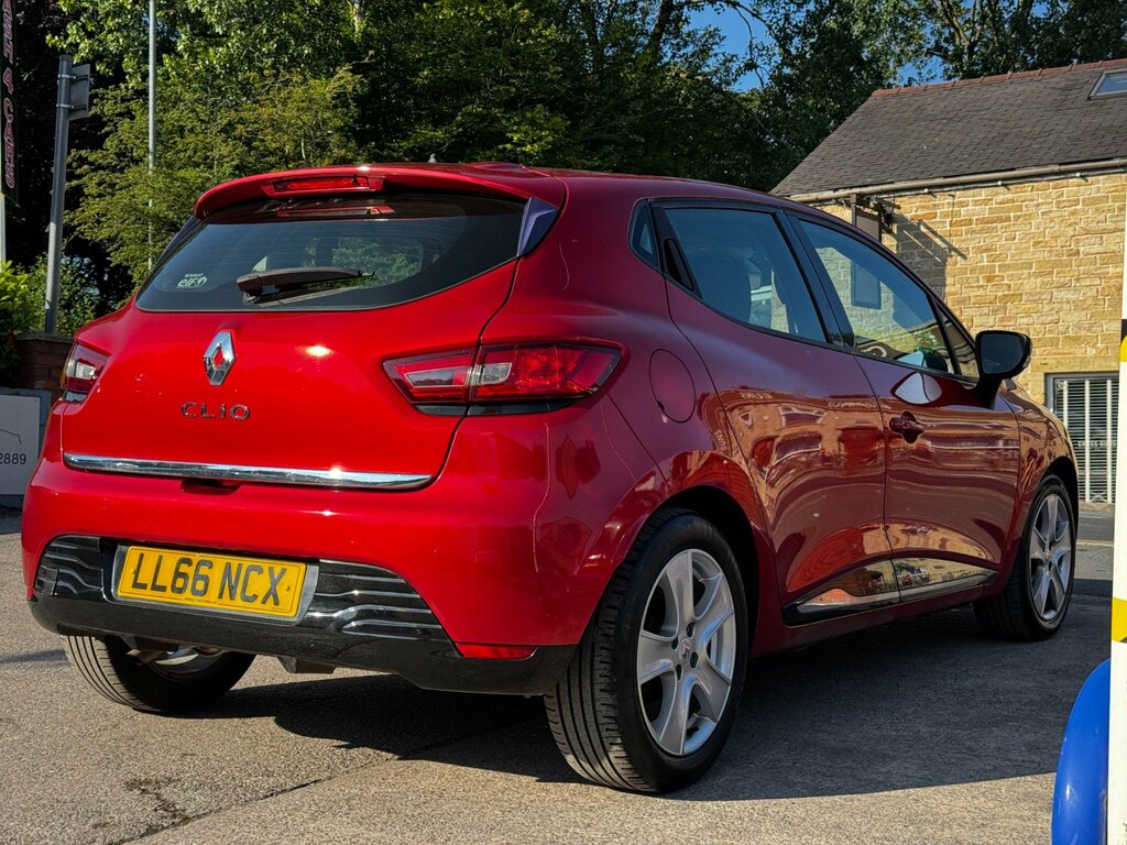 Renault Clio 1.2 16V Dynamique Nav Hatchback Red #4
