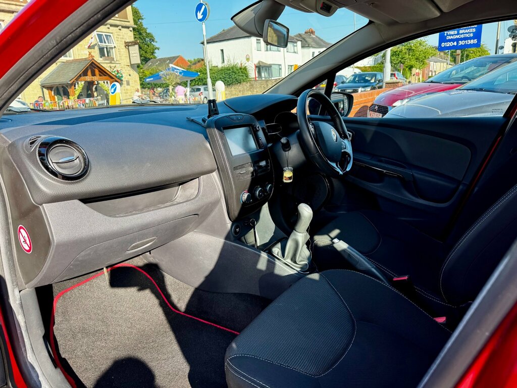 Renault Clio 1.5 Dci 90 Dynamique Nav White #60