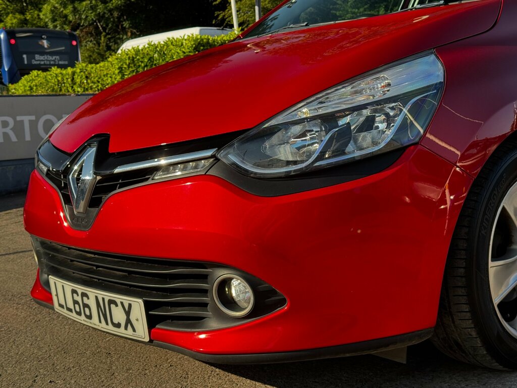 Renault Clio 1.5 Dci 90 Dynamique Nav White #26
