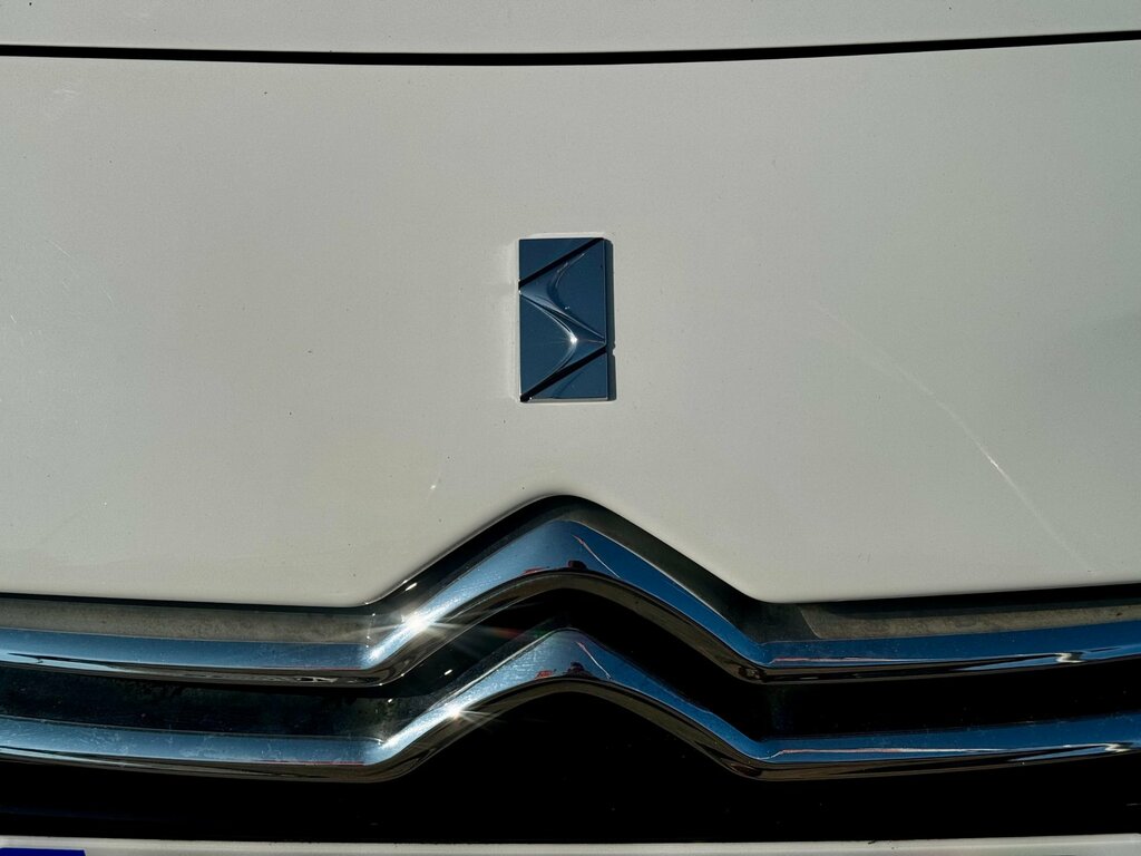 DS DS 3 1.2 Puretech Elegance Hatchback Eat6 Blue #22