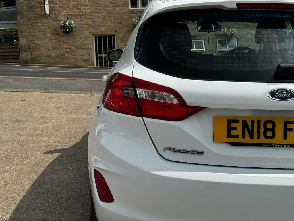 Ford Fiesta St-line White #51