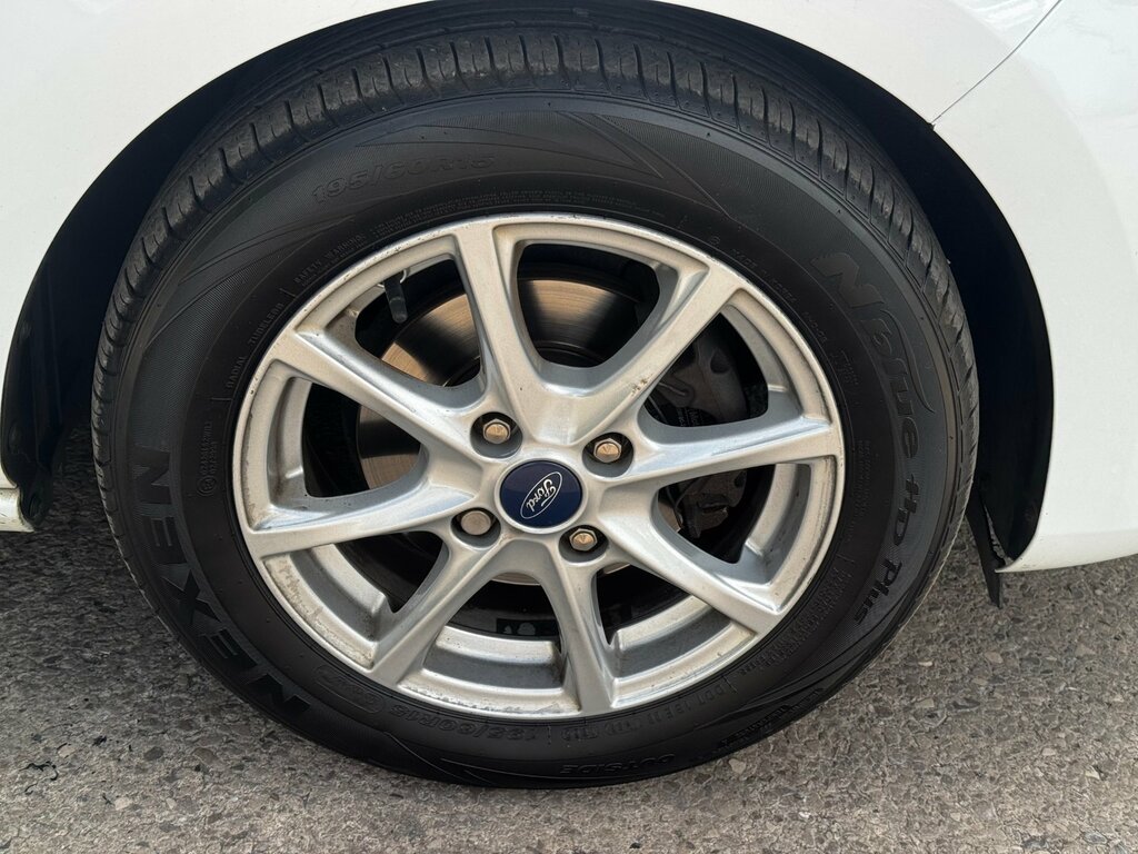 Ford Fiesta St-line White #67