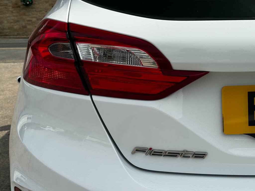 Ford Fiesta St-line White #50