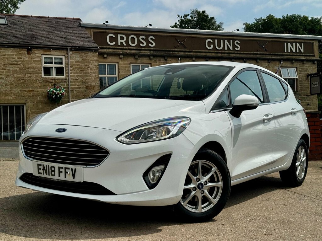 Ford Fiesta St-line White #34