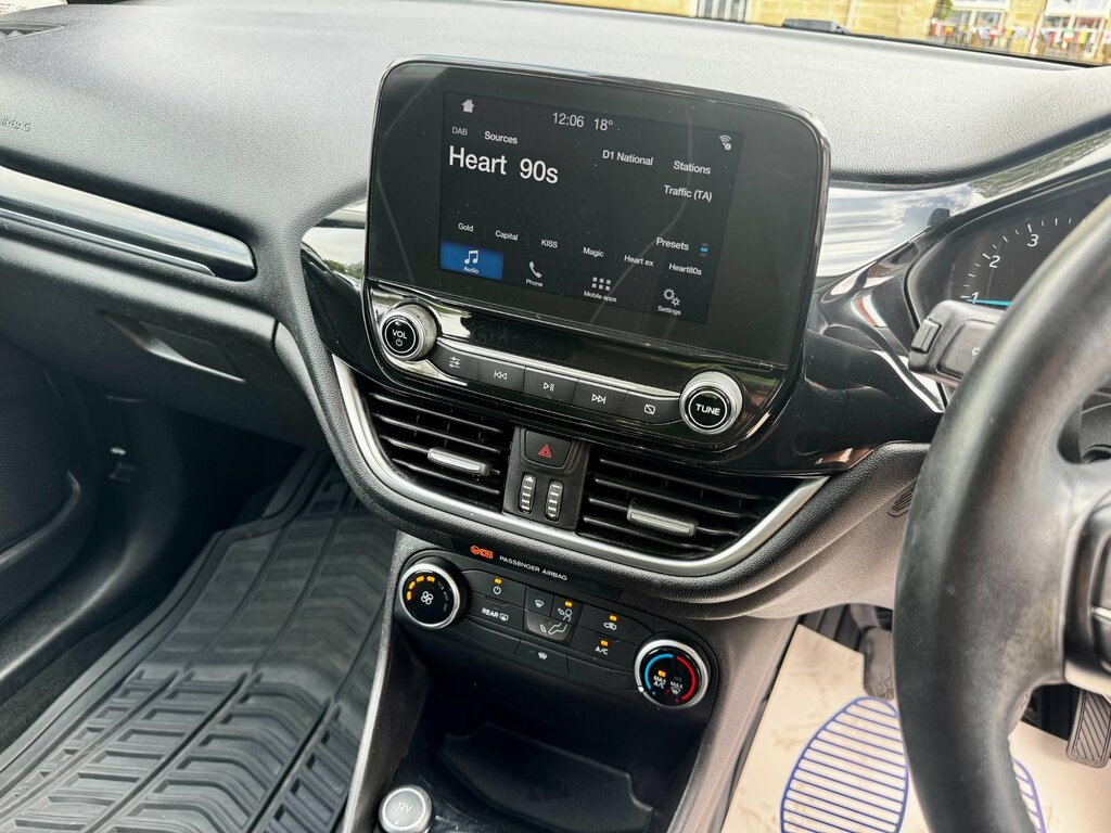 Ford Fiesta St-line White #39