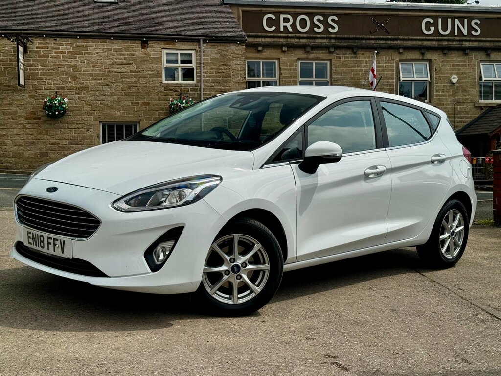 Ford Fiesta St-line White #28