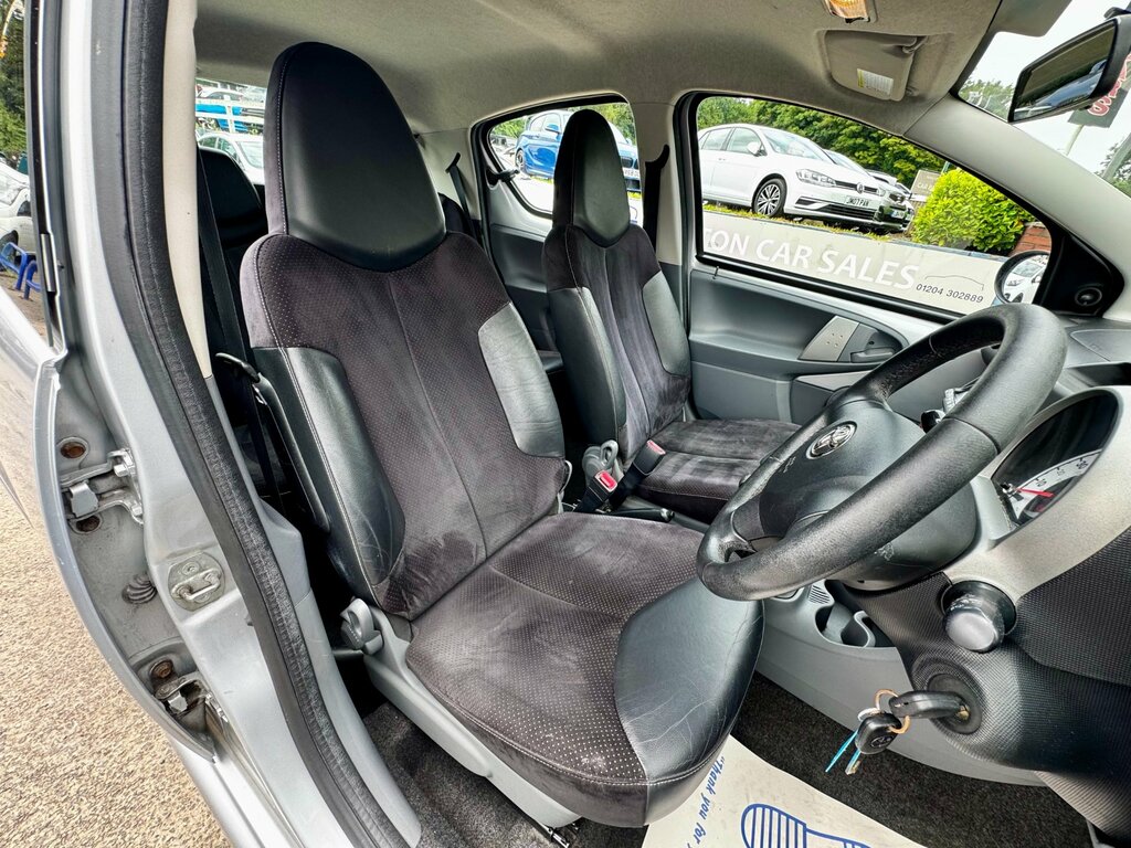 Toyota Aygo Hatchback Grey #7