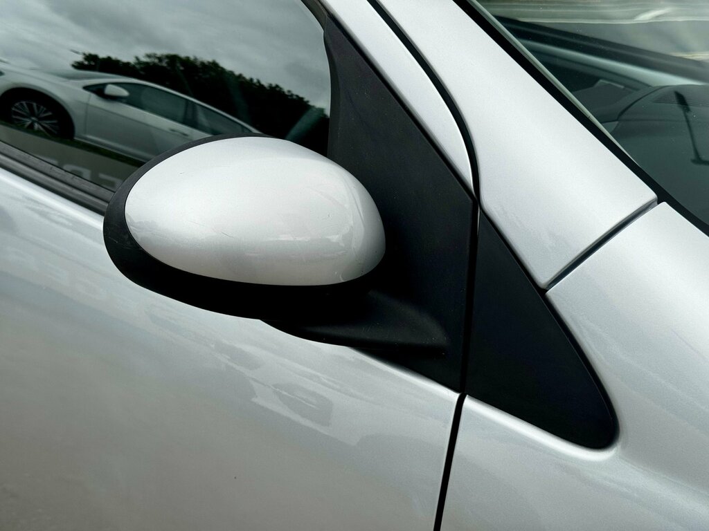 Toyota Aygo Hatchback Grey #17